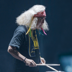 Groove with Rock and Traditional Chinese Music Mashup