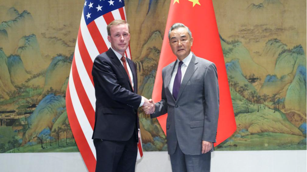 Wang Yi (R), a member of the Political Bureau of the Communist Party of China Central Committee and director of the Office of the Central Commission for Foreign Affairs, holds a new round of China-U.S. strategic communication with U.S. National Security Advisor Jake Sullivan in Beijing, capital of China, August 27, 2024. /Xinhua