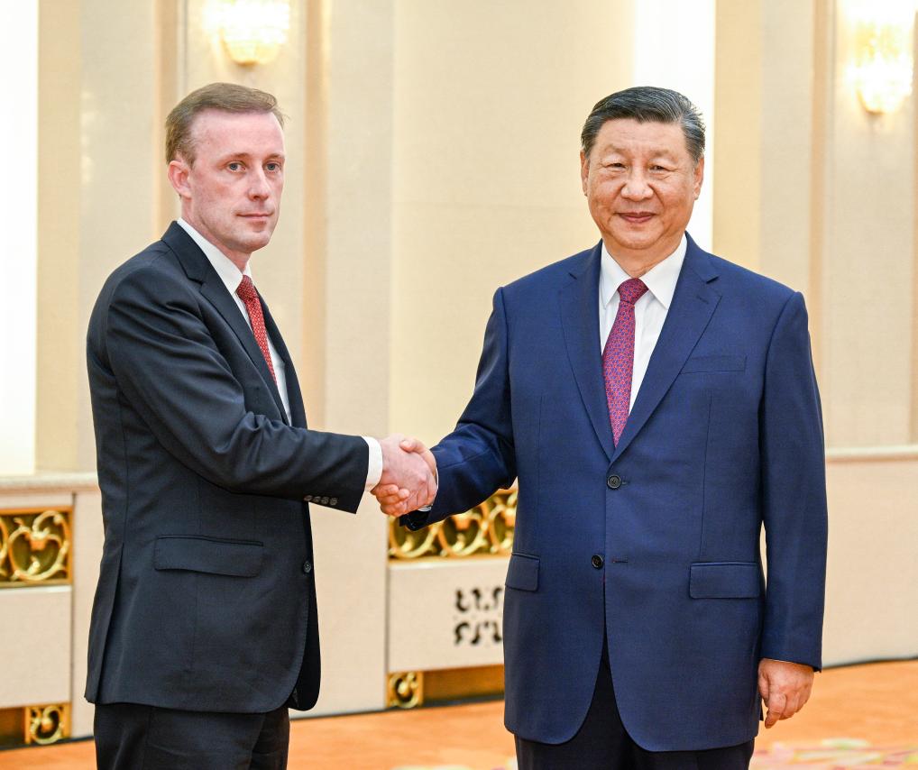 Chinese President Xi Jinping (R) meets with U.S. National Security Advisor Jake Sullivan at the Great Hall of the People in Beijing, China, August 29, 2024. /Xinhua