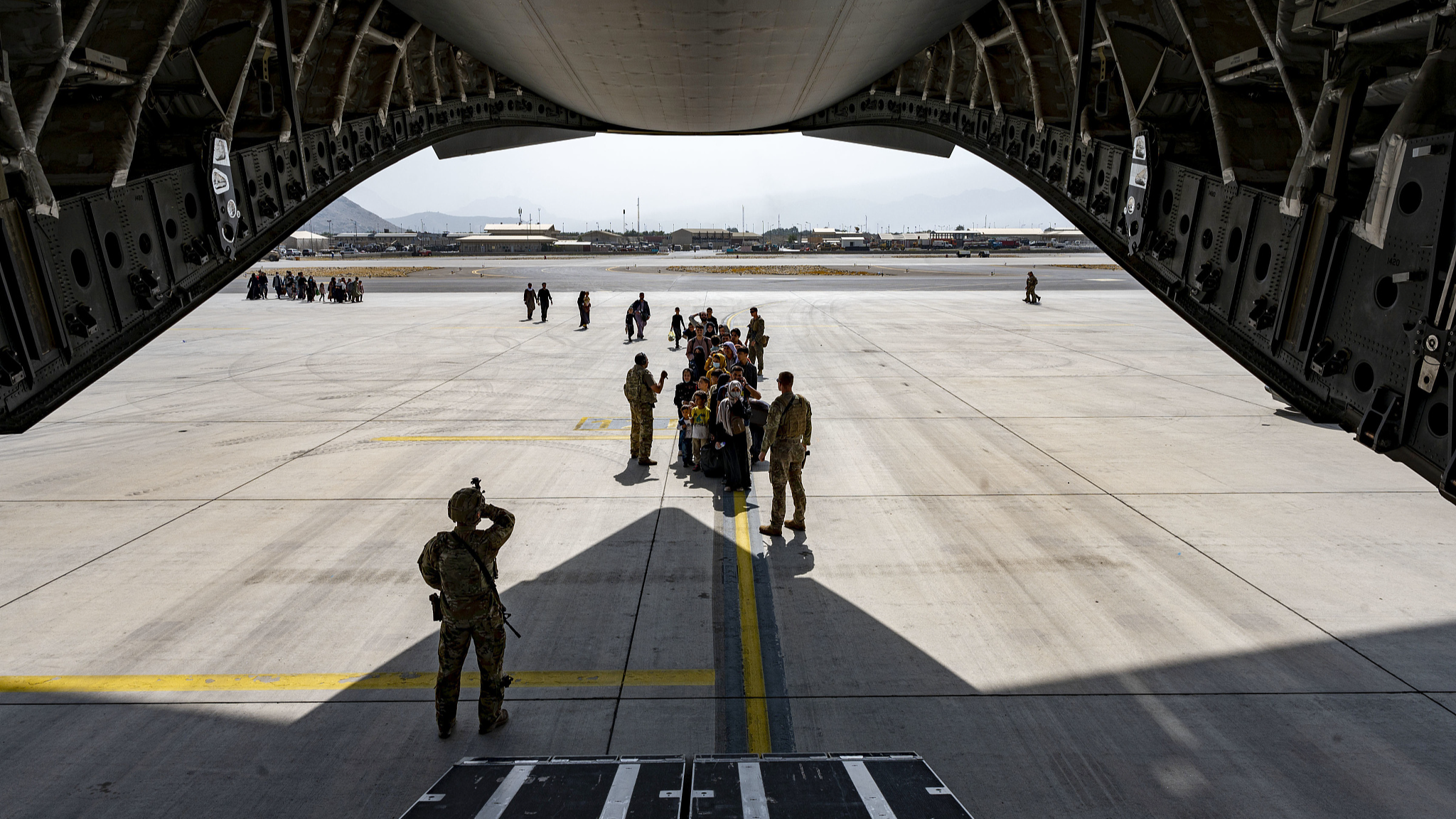 U.S. Air Force security forces at Kabul International Airport, Afghanistan, August 20, 2021. /CFP