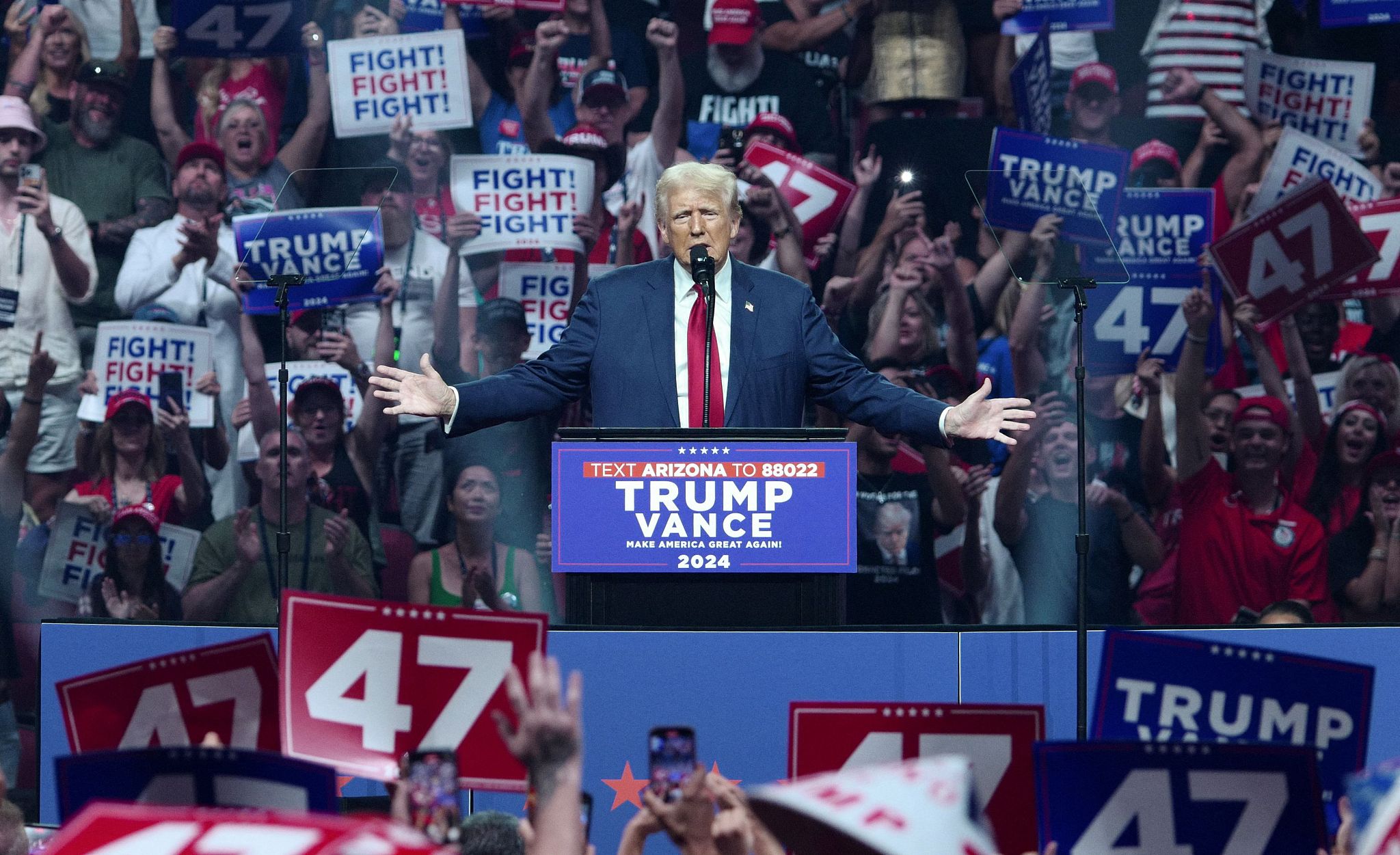 Former U.S. President and Republican presidential candidate Donald Trump speaks during a campaign rally at the Desert Diamond Arena in Glendale, Arizona, August 23, 2024. /CFP