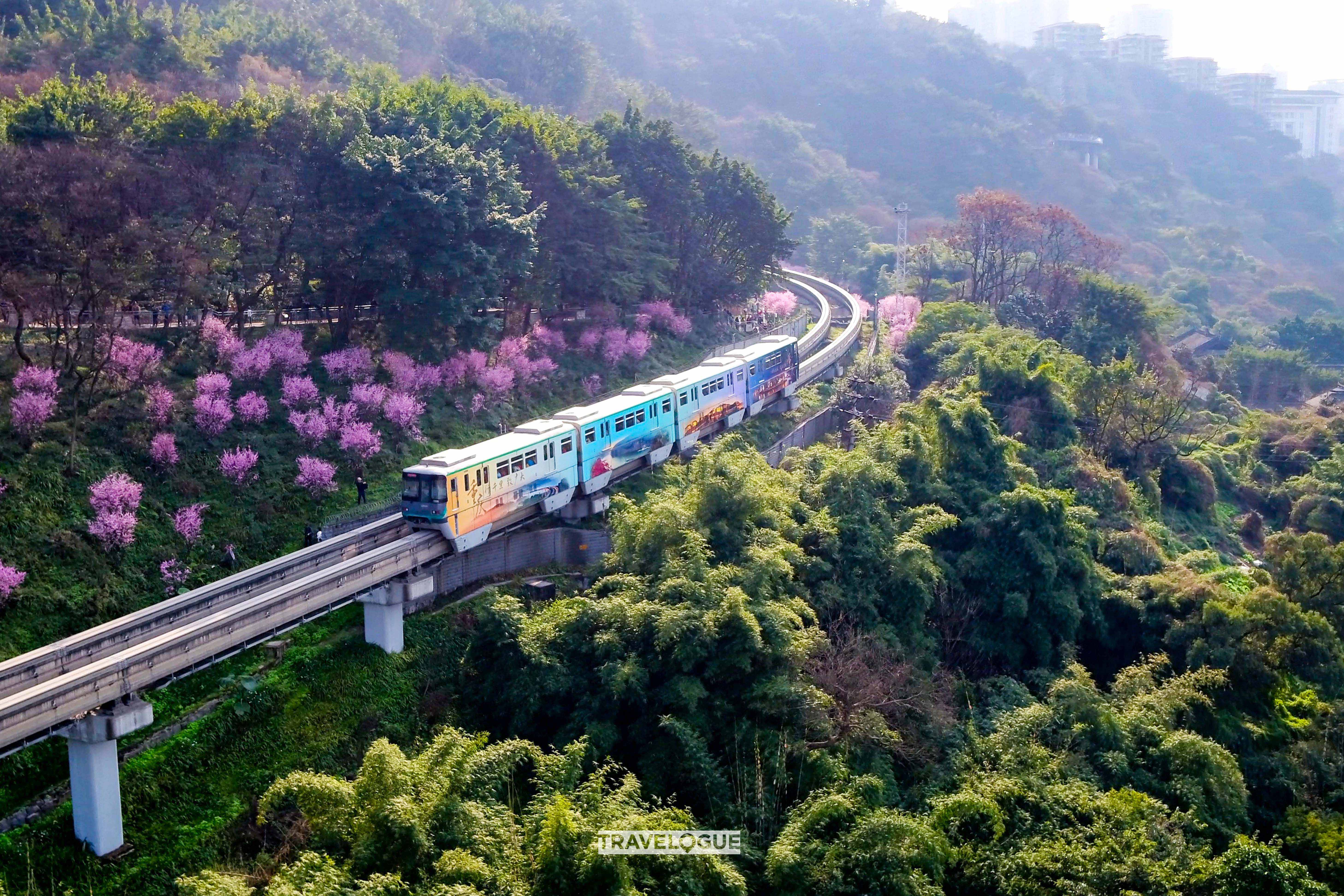 Traveling by monorail is a great way to see the sights in southwest China's Chongqing Municipality. /CGTN