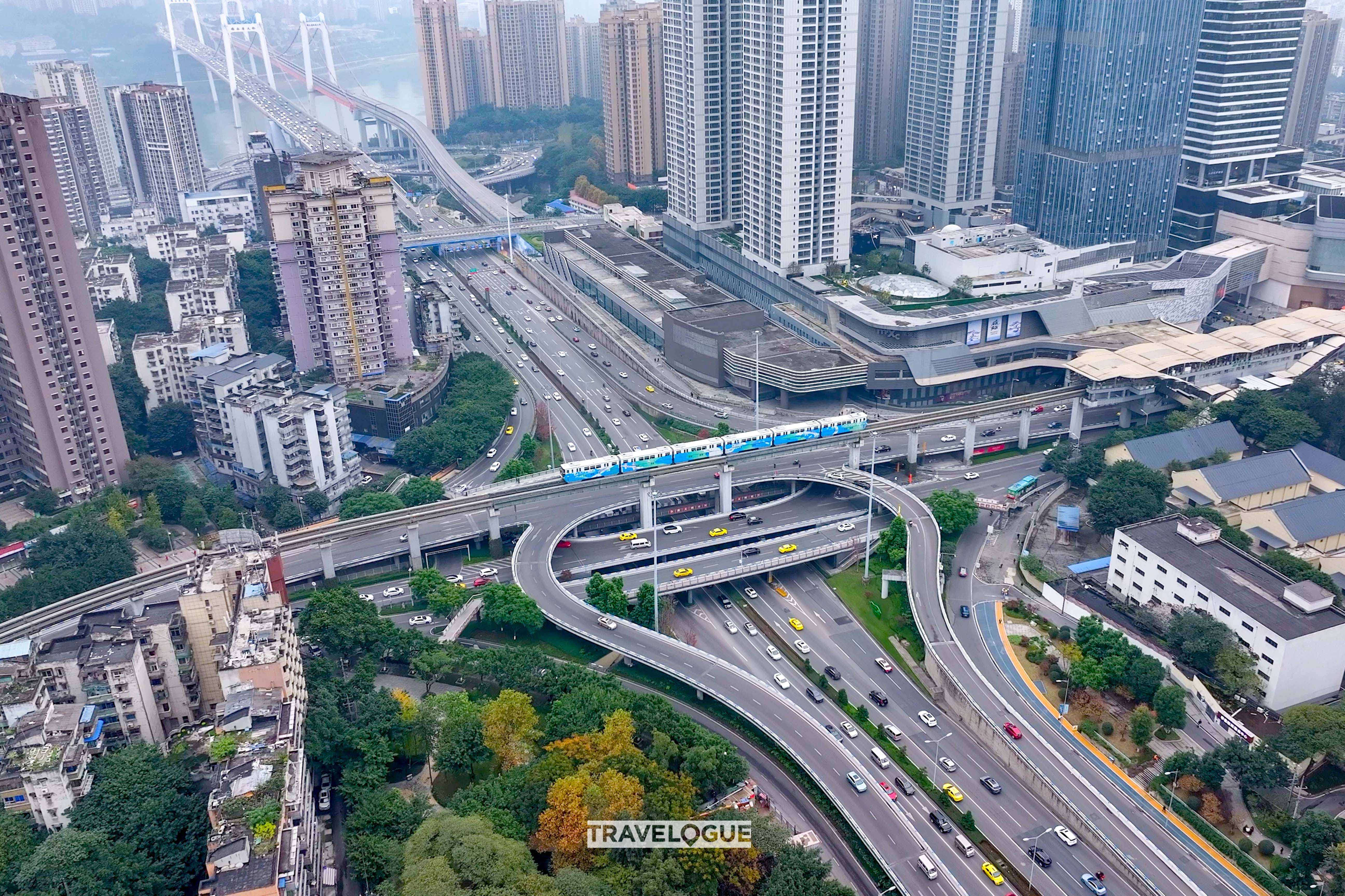 Traveling by monorail is a great way to see the sights in southwest China's Chongqing Municipality. /CGTN