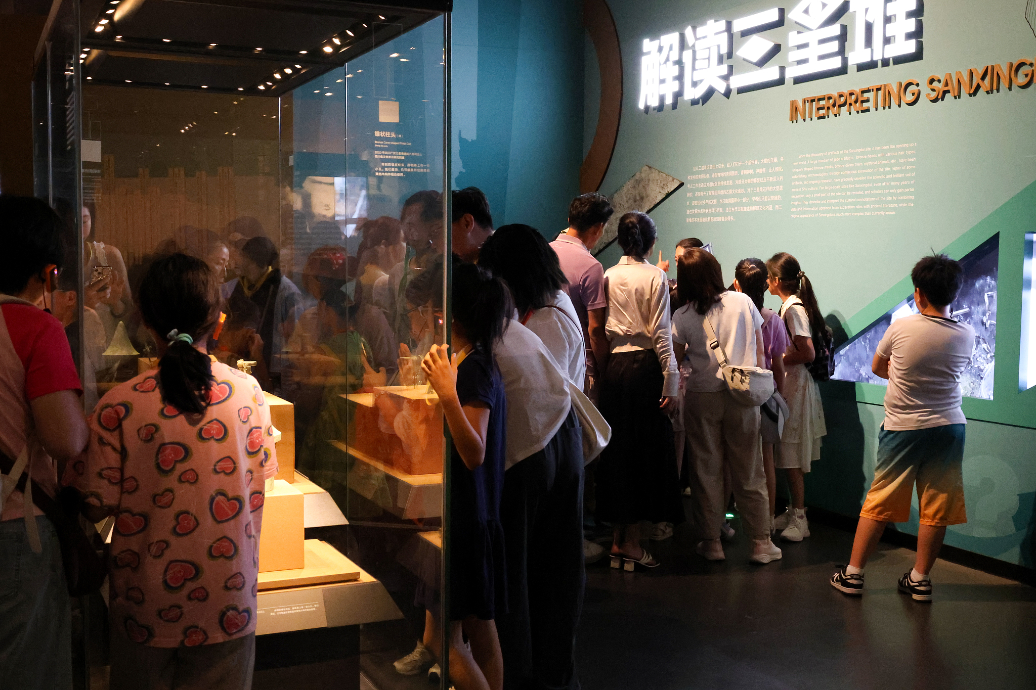 Visitors at the Grand Canal Museum during the summer vacation as it hosts a special exhibition in Beijing, August 22, 2024./ CFP