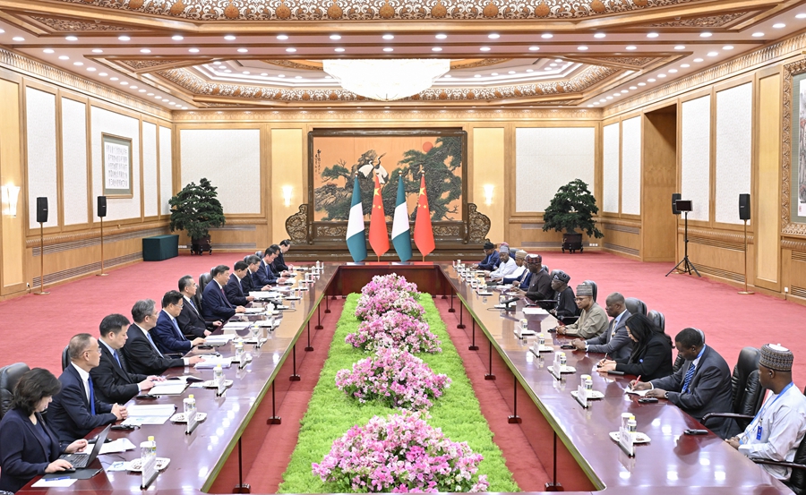 Chinese President Xi Jinping meets with Nigerian President Bola Tinubu, at the Great Hall of the People in Beijing, capital of China, September 3, 2024. /Xinhua