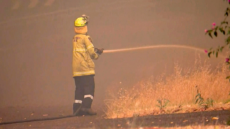 Officials caution about a probable early onset of the Australian bushfire season