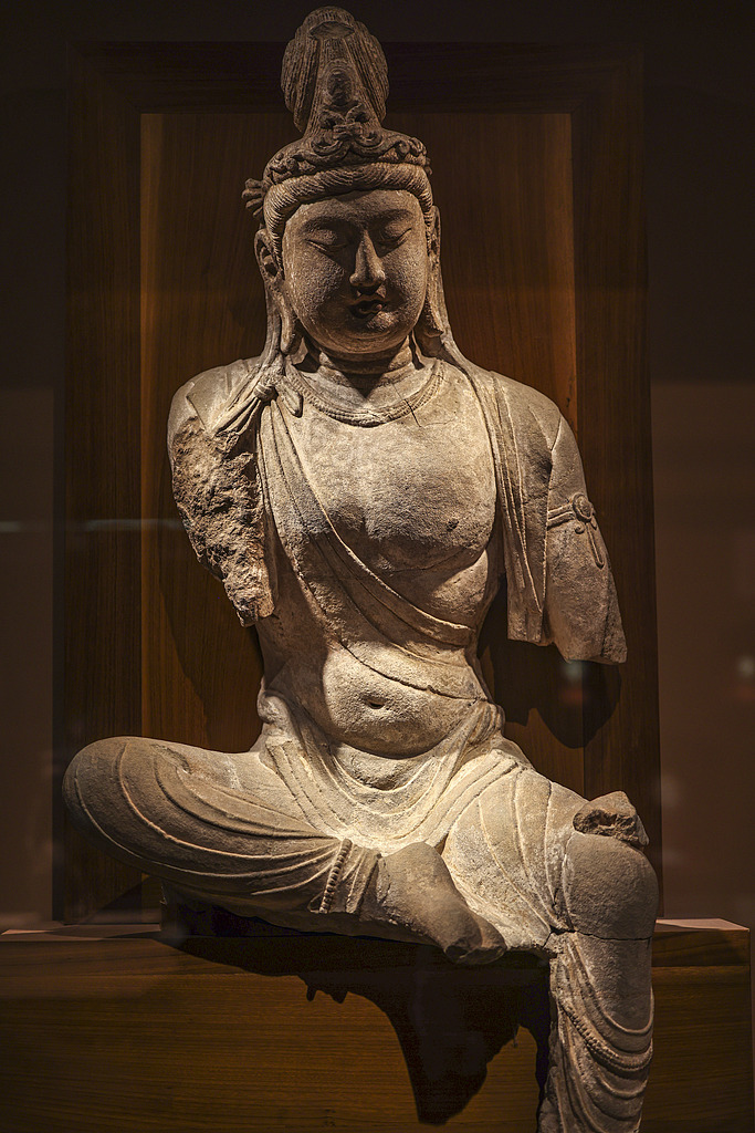 A file photo shows the Bodhisattva statue unearthed from the Tianlongshan Grottoes in Taiyuan, China. /CFP