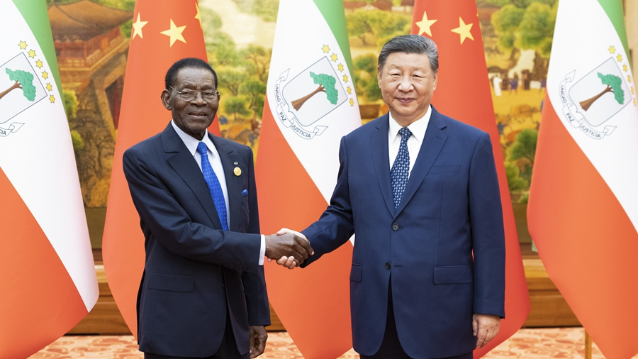 Chinese President Xi Jinping (R) meets with President of the Republic of Equatorial Guinea Teodoro Obiang Nguema Mbasogo at the Great Hall of the People in Beijing, China, September 4, 2024. /Xinhua