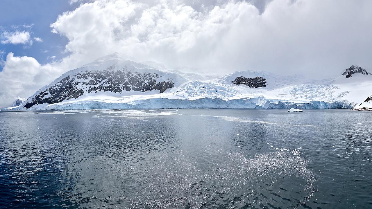 Study Unveils Disturbing Trends in Polar Areas