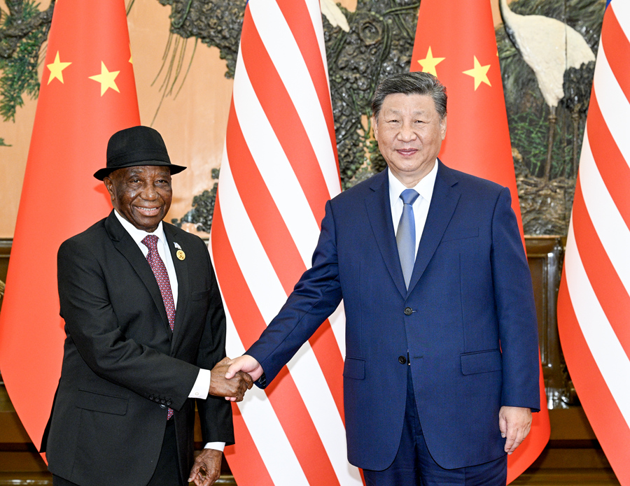 Chinese President Xi Jinping meets with Liberian President Joseph Nyumah Boakai, at the Great Hall of the People in Beijing, capital of China, September 6, 2024. /Xinhua