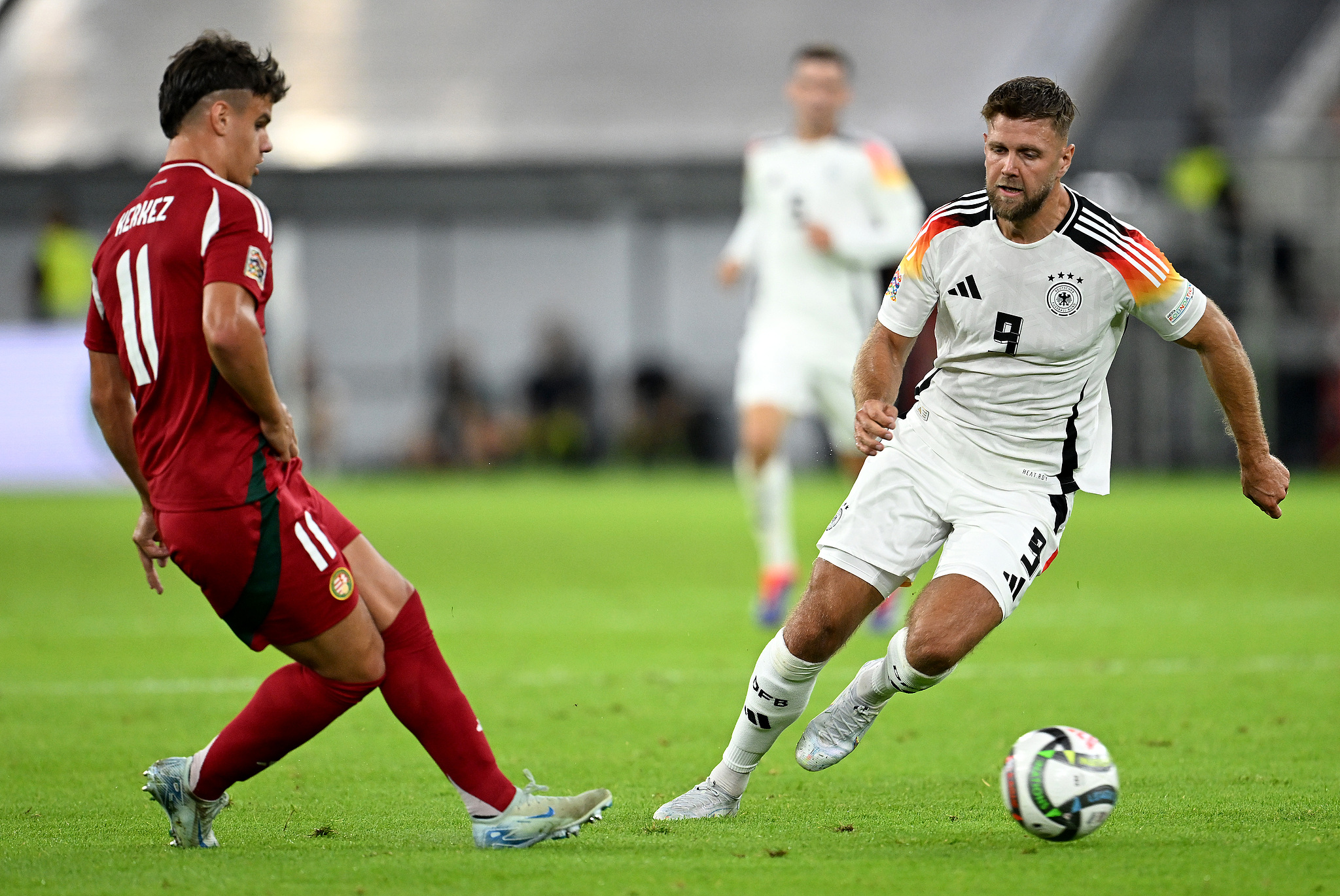 Niclas Fullkrug (#9) of Germany dribbles in the UEFA Nations League game against Hungary at Merkur Spiel-Arena in Duesseldorf, Germany, September 7, 2024. /CFP 