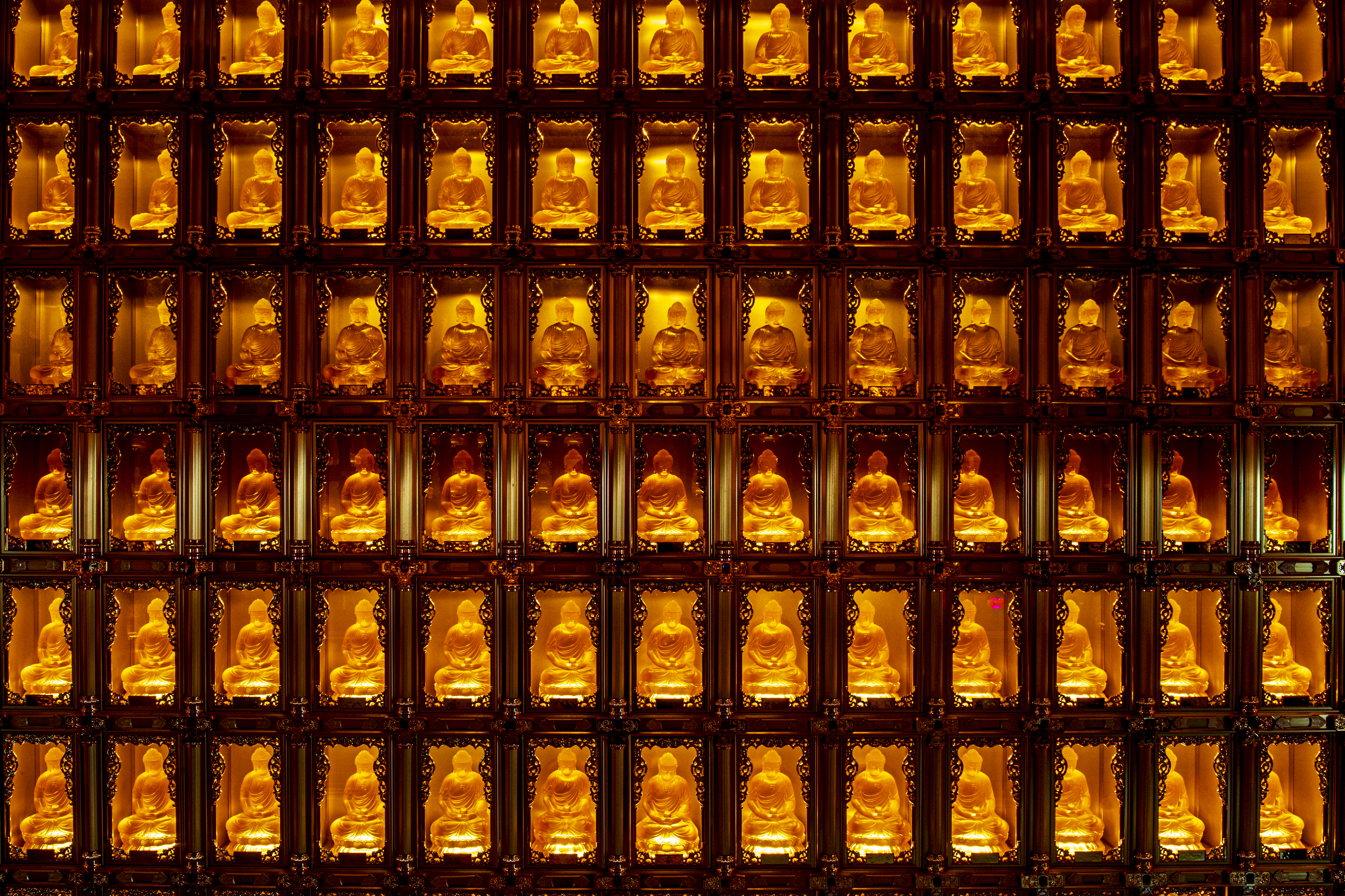 Numerous statues line a wall at Sheng'an Temple in Yueyang, Hunan Province on June 6, 2024. /IC