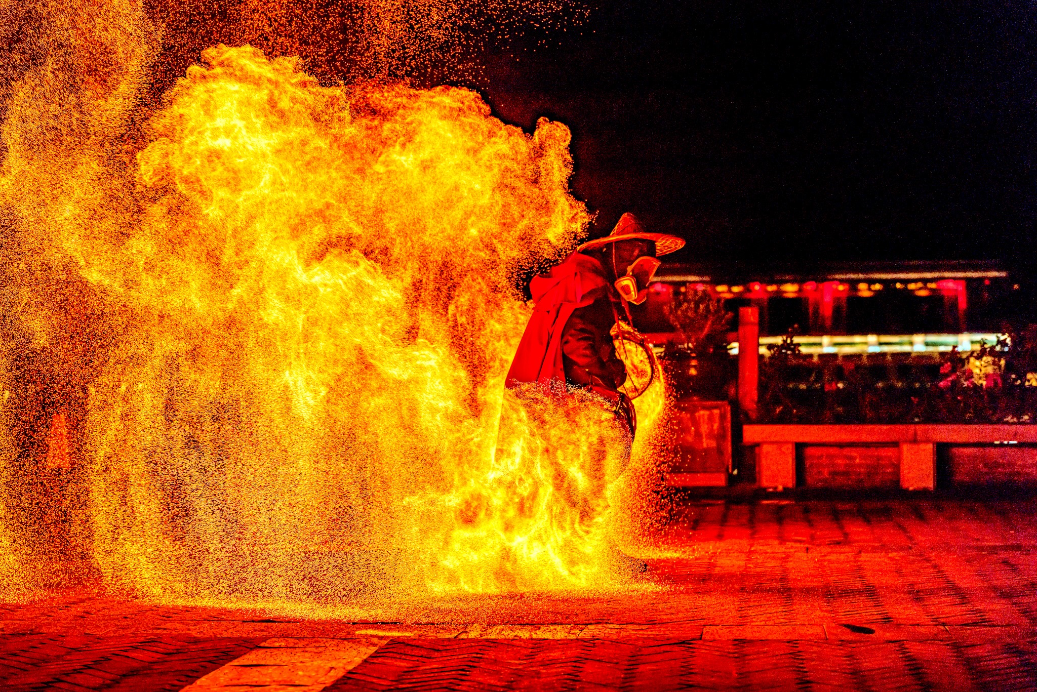 A fire pot performance is seen in Guangzhou, south China's Guangdong Province in August of 2024. /CFP