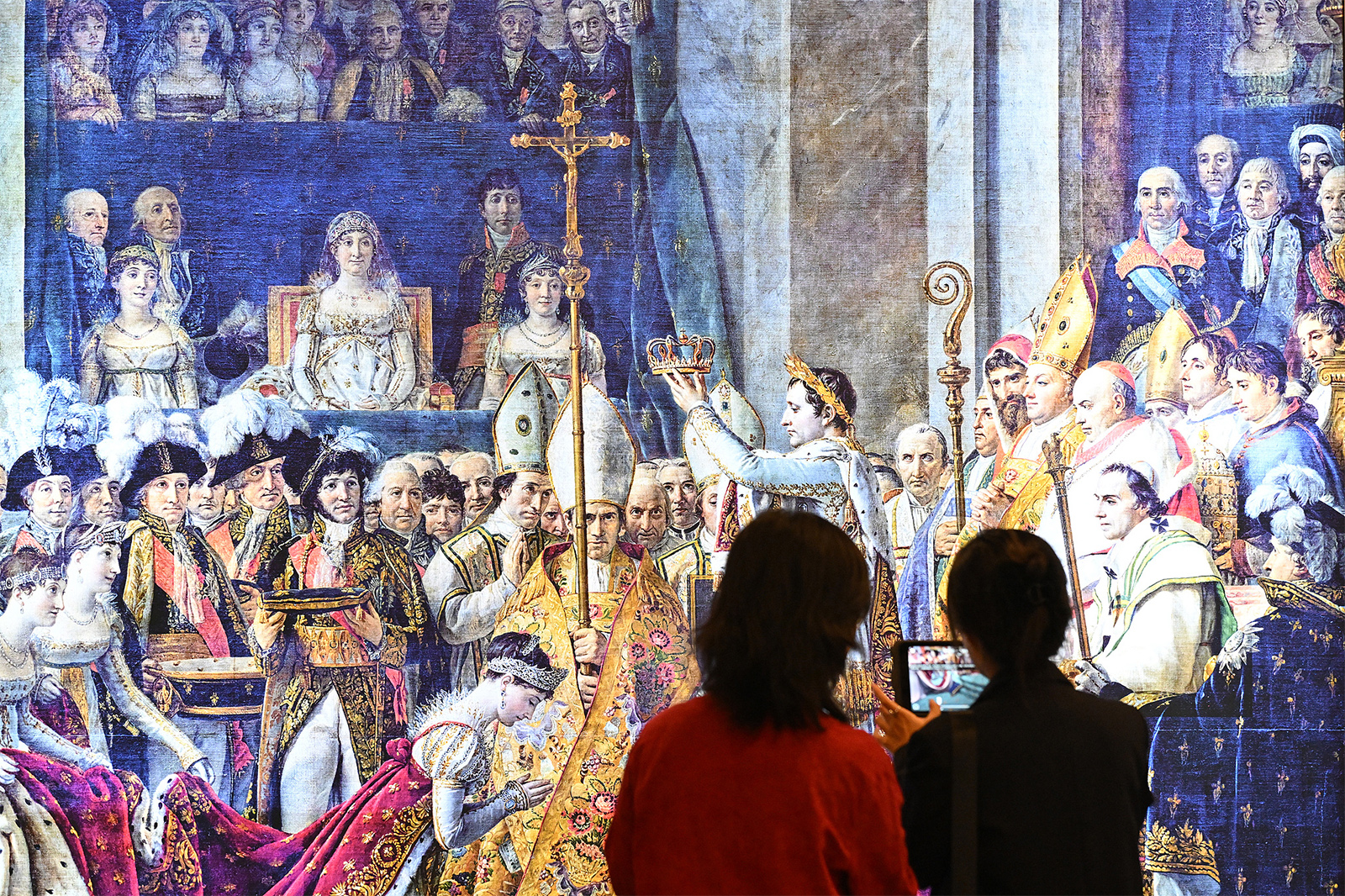 Visitors view an augmented reality exhibition on the history and restoration of Notre-Dame de Paris at the National Museum of China in Beijing on September 11, 2024. /CFP