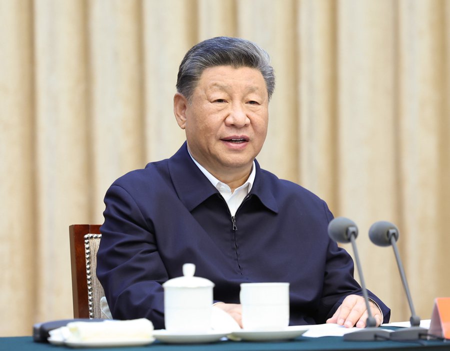 Chinese President Xi Jinping, also general secretary of the CPC Central Committee and chairman of the Central Military Commission, delivers an important speech during a meeting on the ecological conservation and high-quality development of the Yellow River basin in Lanzhou, northwest China's Gansu Province, September 12, 2024. /Xinhua