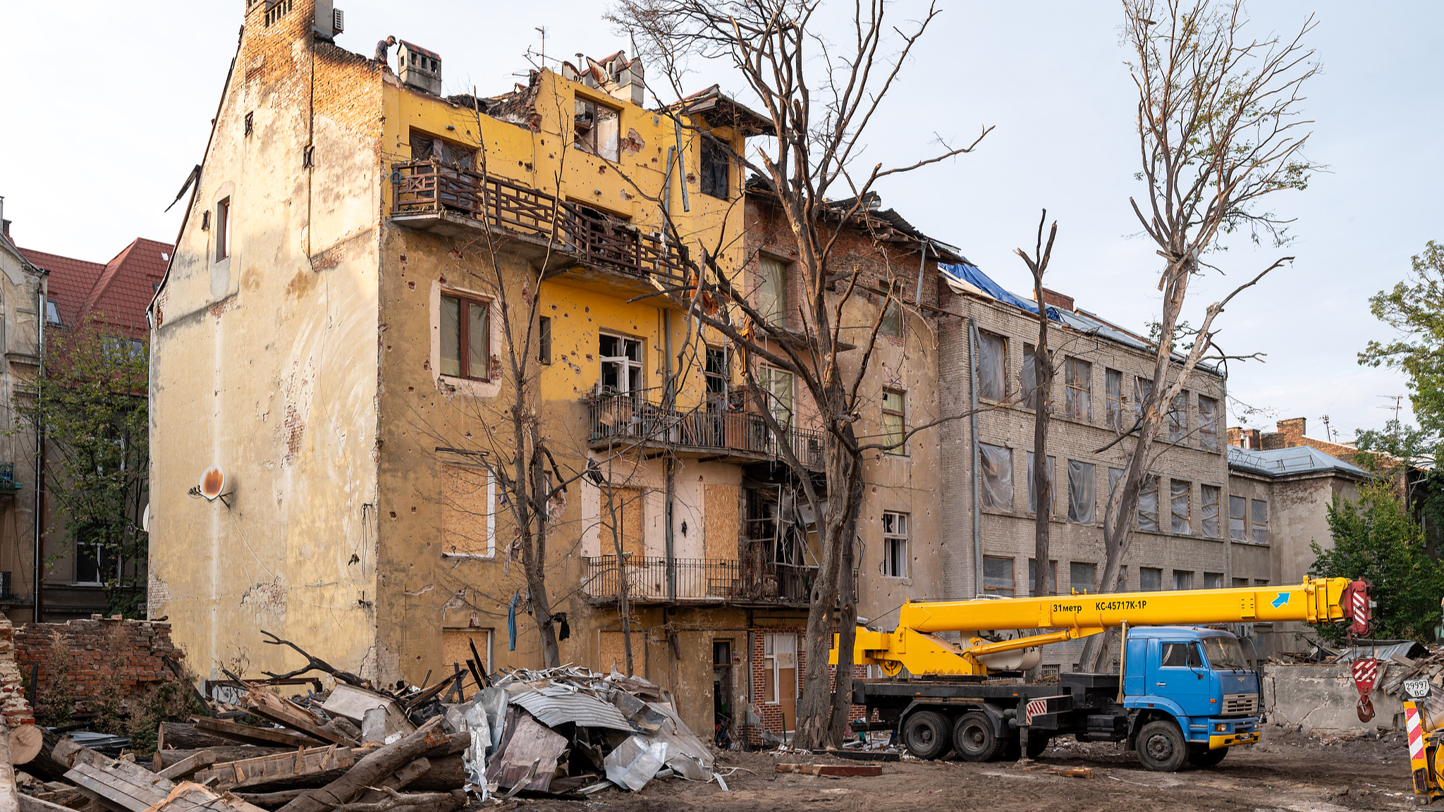 A general view of buildings that were damaged as a result of a Russian missile attack in Lviv, Ukraine, September 12, 2024. /CFP