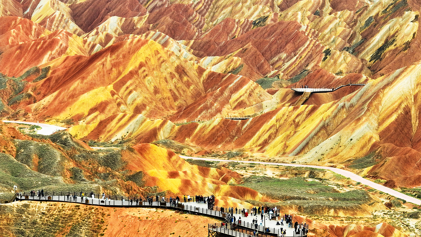 Pemandangan pegunungan berwarna-warni di Kawasan Pemandangan Danxia yang Berwarna-warni di Zhangye, Provinsi Gansu pada tanggal 13 September 2024 /CFP