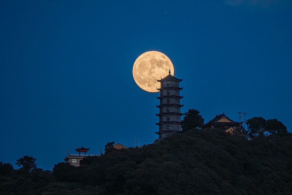 China's mooncelebrating festival to be graced by supermoon CGTN