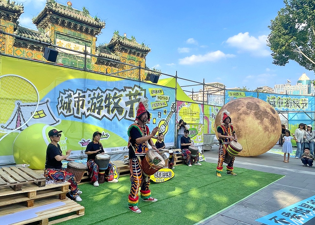 A concert is held to celebrate Mid-Autumn Festival in Chaoyang District, Beijing, September 17, 2024. /CFP