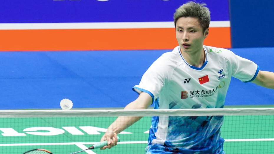 Shi Yuqi of China competes against Kantaphon Wangcharoen of Thailand in a men's singles first round match at the China Open in Changzhou, east China's Jiangsu Province, September 17, 2024. /Xinhua