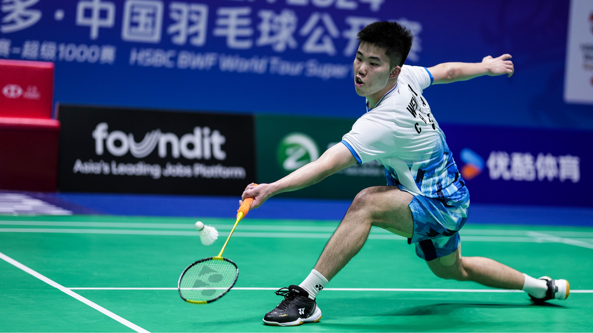 Home shuttlers make quarterfinals in all events at China open