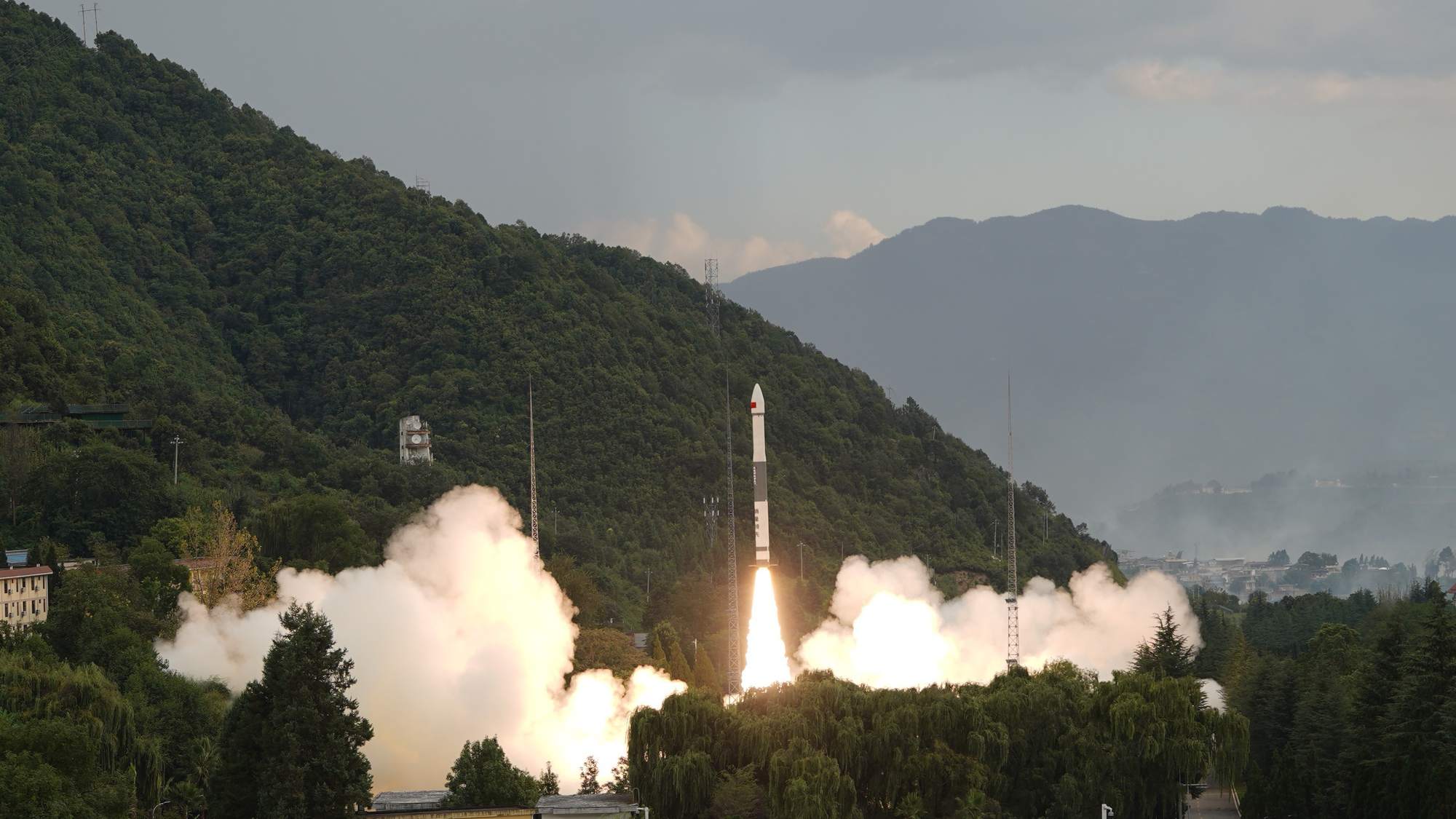 A Kuaizhou-1A carrier rocket, carrying four satellites named Tianqi 29-32, blasts off from the Xichang Satellite Launch Center, southwest China's Sichuan Province, September 20, 2024. /China Media Group