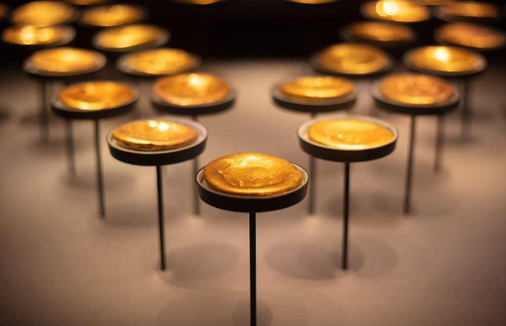 Gold artifacts are seen at the Nanchang Relic Museum for Haihun Principality of Han Dynasty in Nanchang, Jiangxi Province on September 22, 2024. /CFP