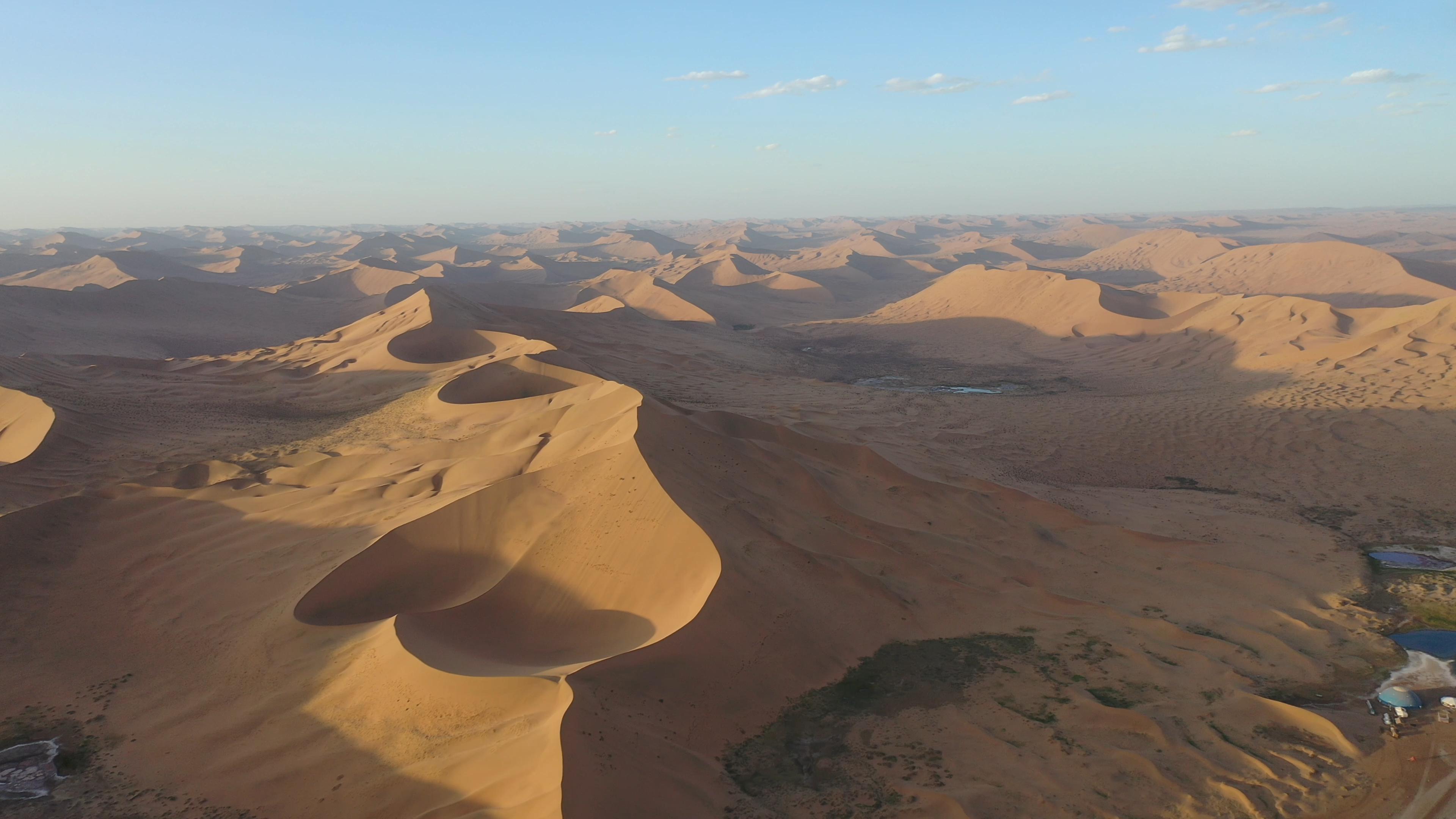 An aerial view of the Badain Jaran Desert in Alxa Right Banner, north China's Inner Mongolia Autonomous Region. /Photo provided to CGTN