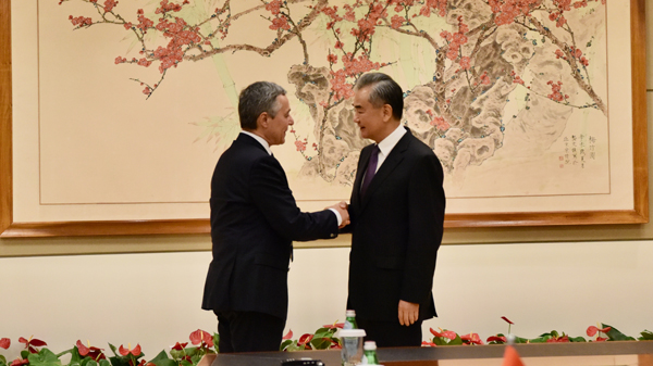 Chinese Foreign Minister Wang Yi (R) meets Swiss Foreign Minister Ignazio Cassis, September 24, 2024. /Ministry of Foreign Affairs