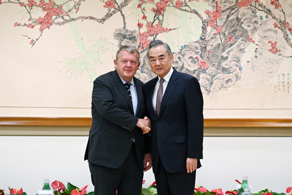 Chinese Foreign Minister Wang Yi meets with Danish Foreign Minister Lars Lokke Rasmussen on the sidelines of the UN General Assembly in New York, U.S., September 26, 2024. /Chinese Foreign Ministry