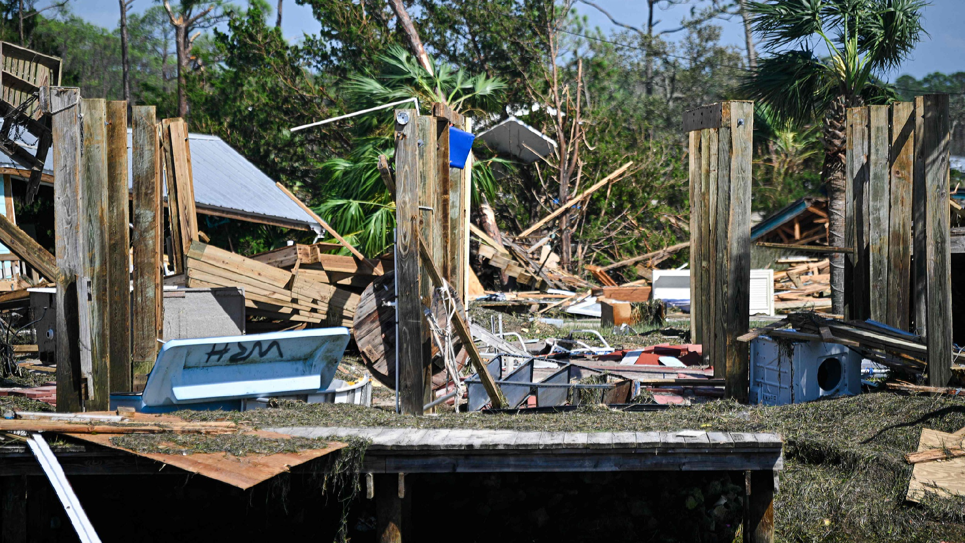 Helene's Path Through Southeastern U.S. Leaves at Least 33 Dead