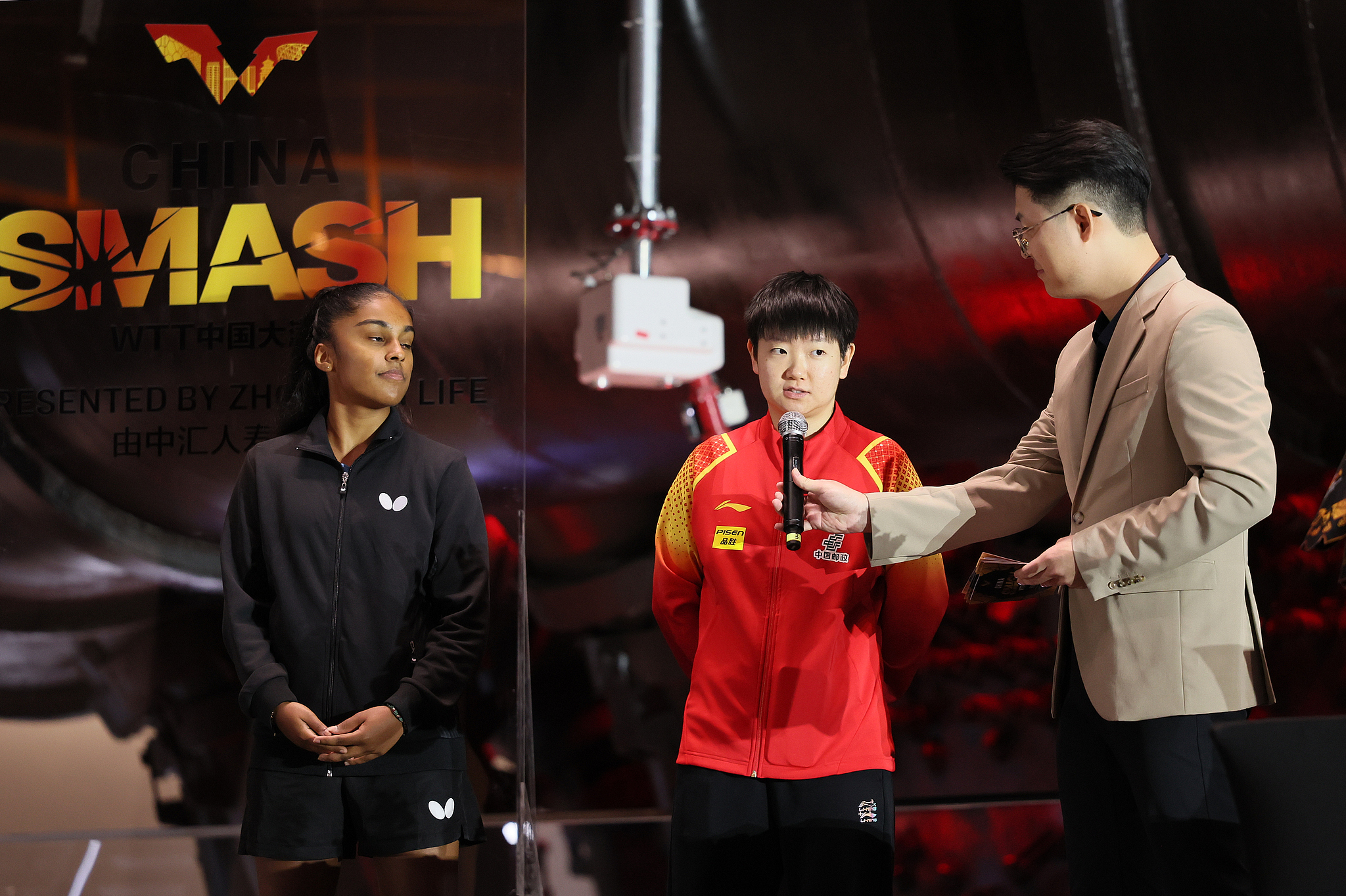 Sun Yingsha (C) of China attends the draws ceremony of the World Table Tennis China Smash in Beijing, September 27, 2024. /CFP