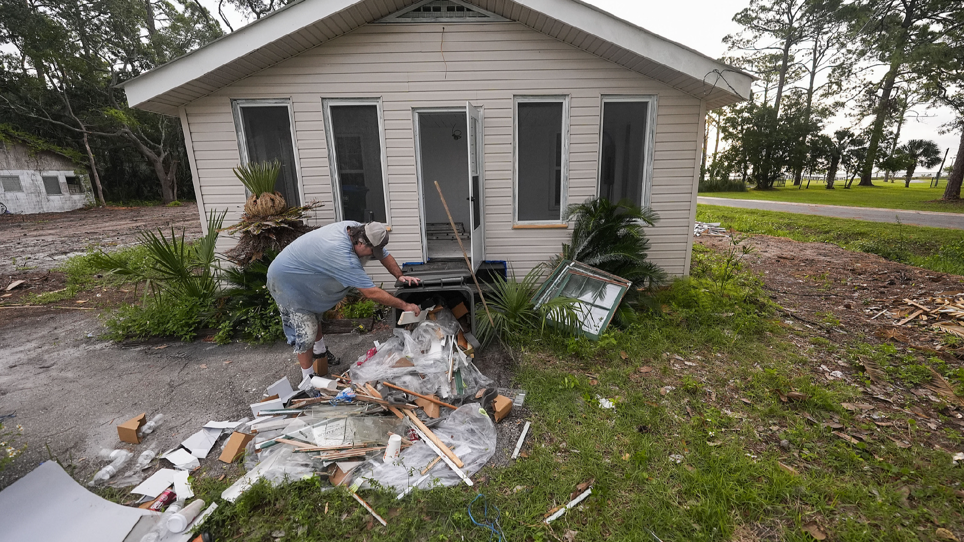 Southeast U.S. confronts expensive recovery efforts as Helene's death toll increases