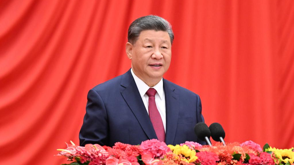 Presiden Tiongkok Xi Jinping berpidato pada resepsi perayaan 75 tahun berdirinya Republik Rakyat Tiongkok di Aula Besar Rakyat di Beijing, Tiongkok, 30 September 2024. /Xinhua