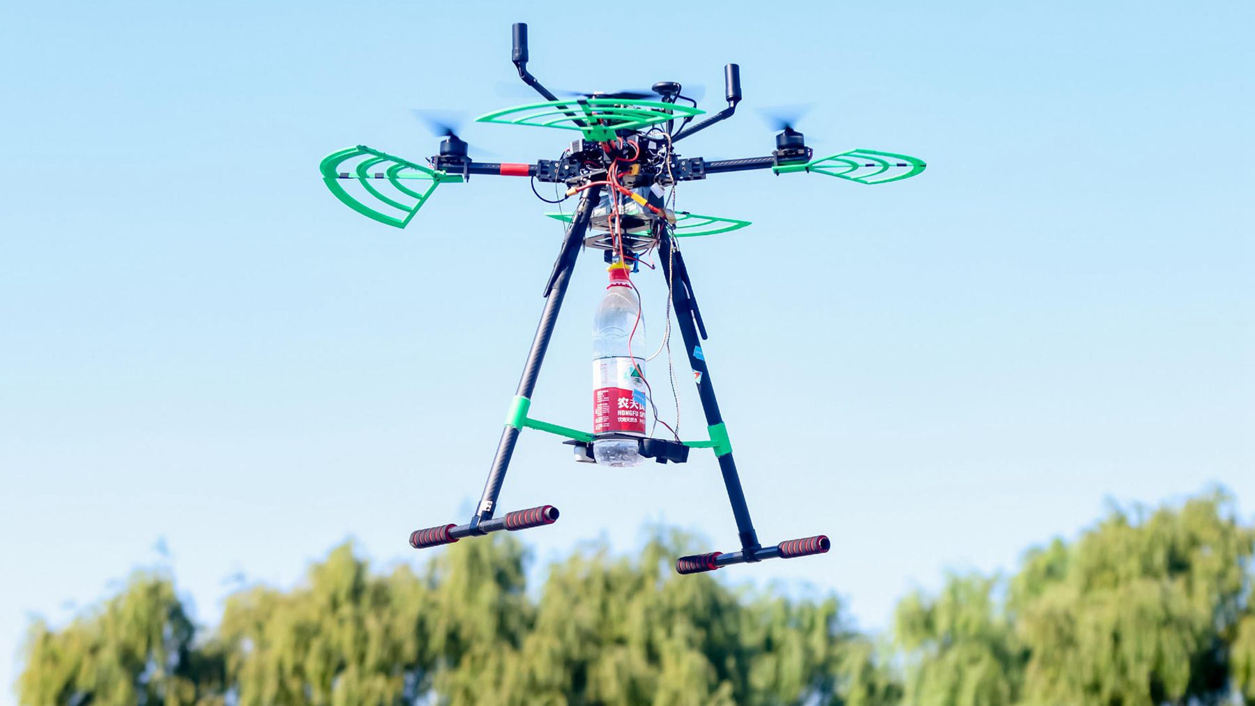 An aircraft competing in the 2024 China University Aircraft Design Competition 
in Dingzhou City, Hebei Province, north China, October 1, 2024. /Chinese Society of Aeronautics and Astronautics, 2024 China University Aircraft Design Competition