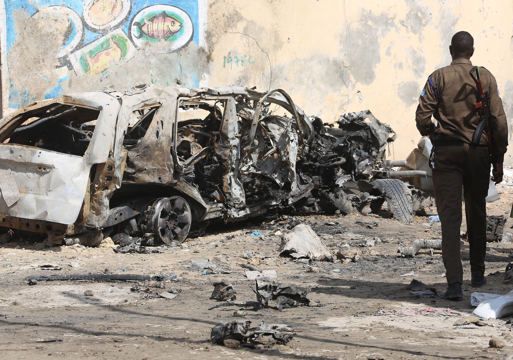 A view of damage after a violent explosion occurred at a restaurant near the Presidential Palace in Mogadishu, Somalia, September 28, 2024. /CFP