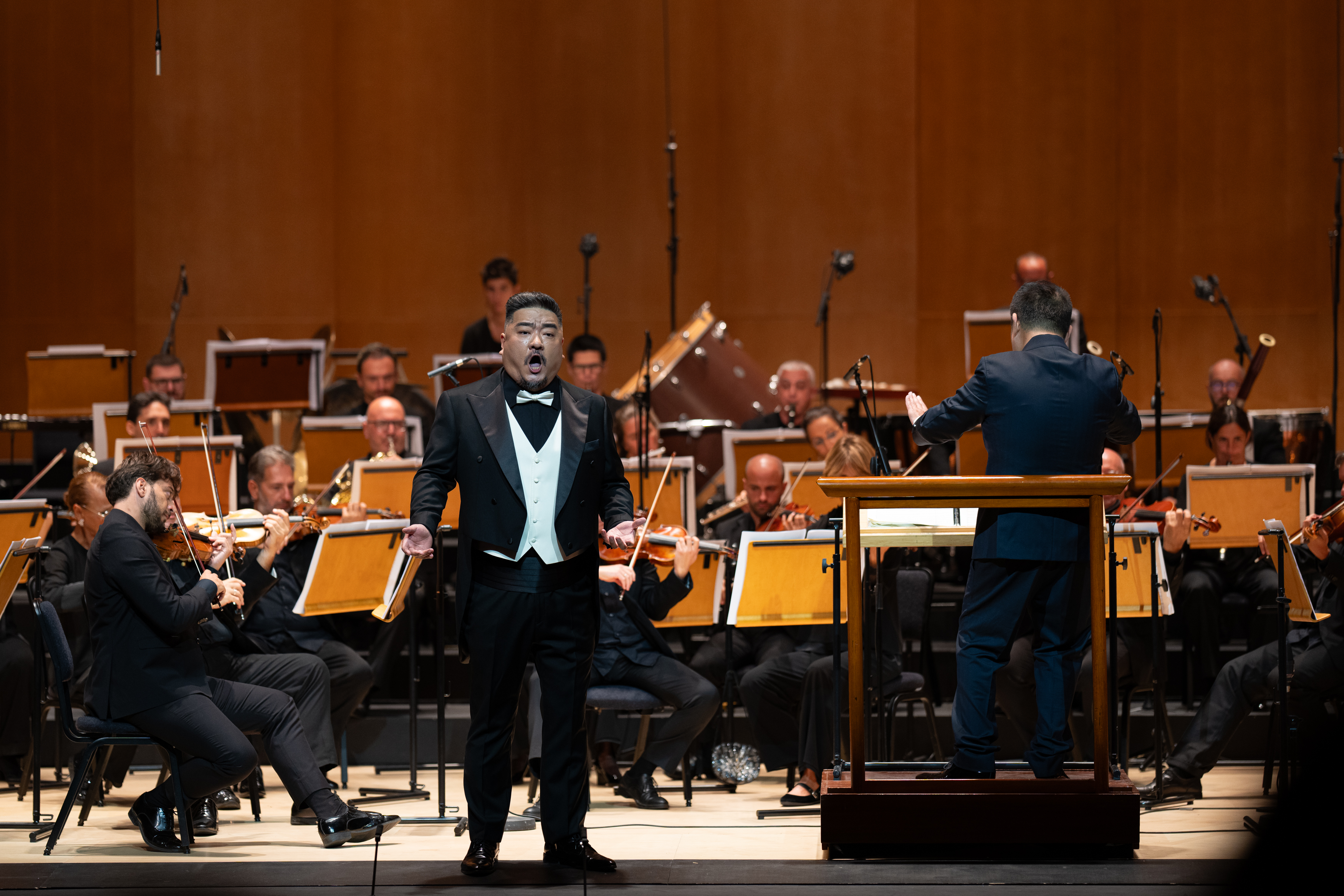 Chinese bass Guan Zhijing performs at the 