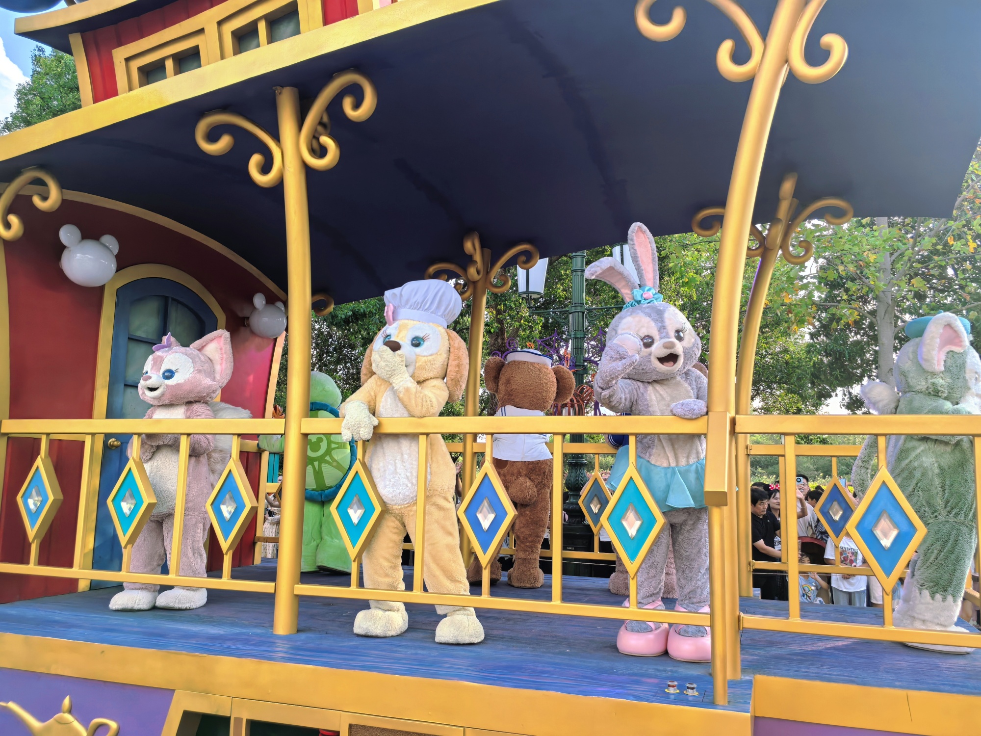 Tourists watch a parade in Shanghai Disneyland on September 30, 2024. /CGTN