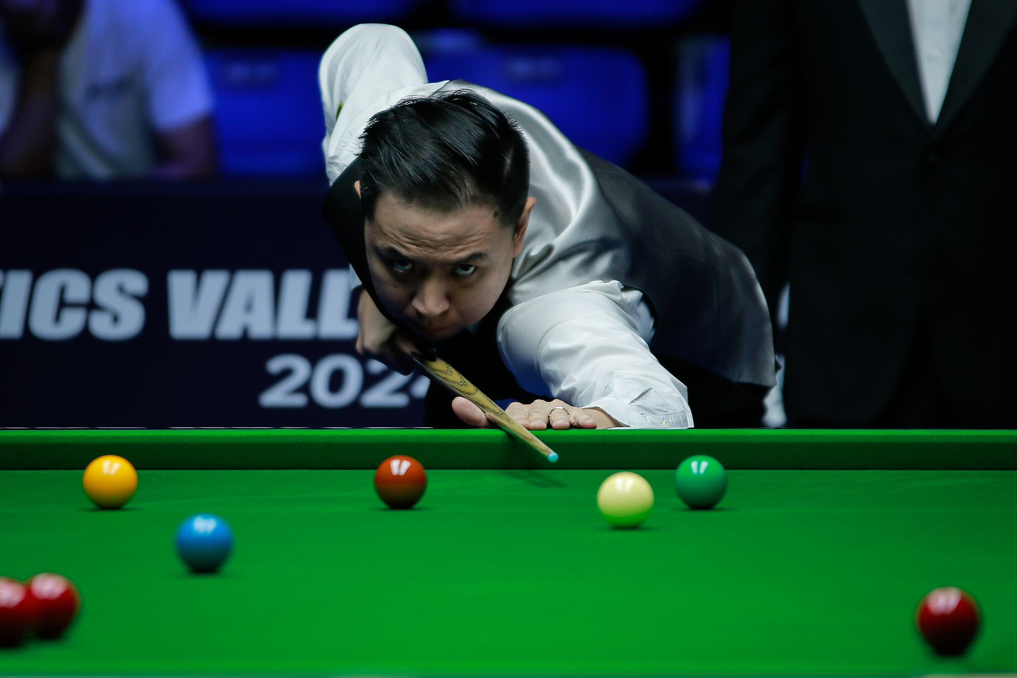 China's Xiao Guodong upsets world No. 2 Kyren Wilson at Wuhan Open CGTN