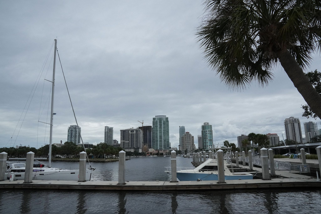 Buildings in St. Petersburg ahead of Hurricane Milton's expected landfall on Florida, the U.S., October 8, 2024. /CFP