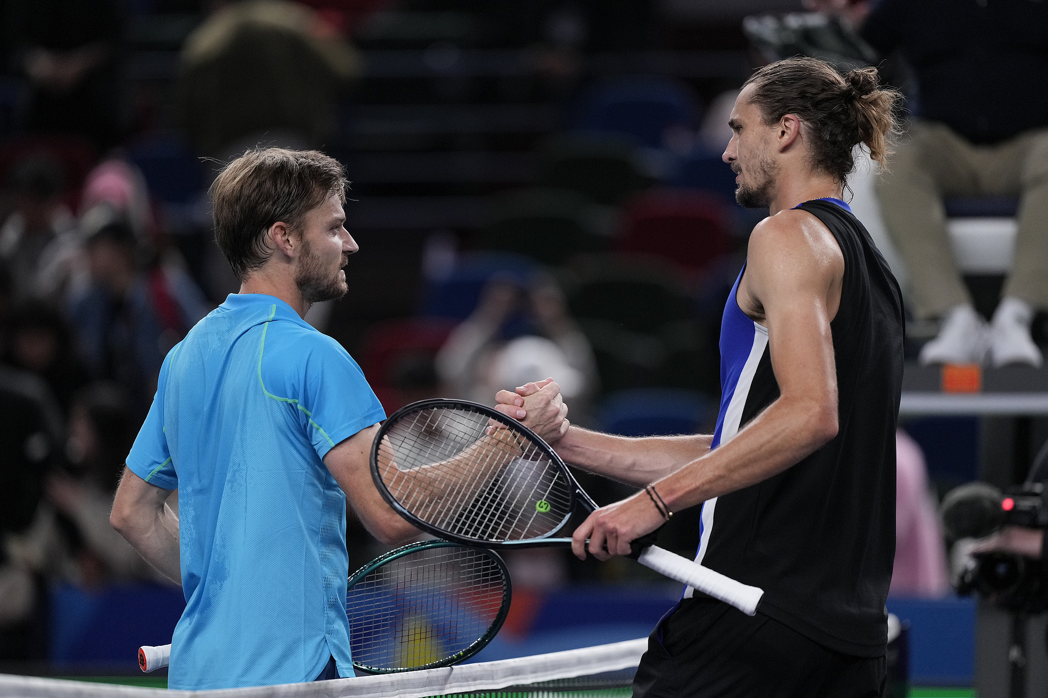 David Goffin (L) of Belgium is congratulated by Alexander Zverev of Germany after their match at the Shanghai Masters in Shanghai, China, October 9, 2024. /CFP