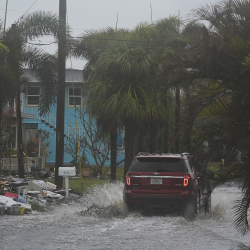 Live: Hurricane Milton makes landfall in Florida as a Category 3 storm ...