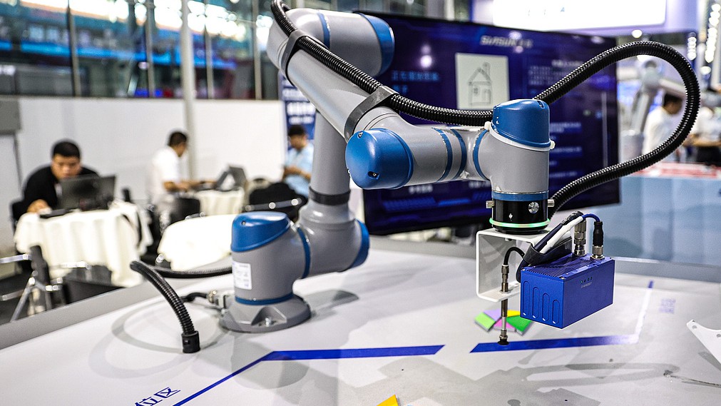 An AI model-powered robot displayed at the 2024 Global Industrial Internet Conference, Shenyang City, northeast China's Liaoning Province, September 12, 2024. /CFP