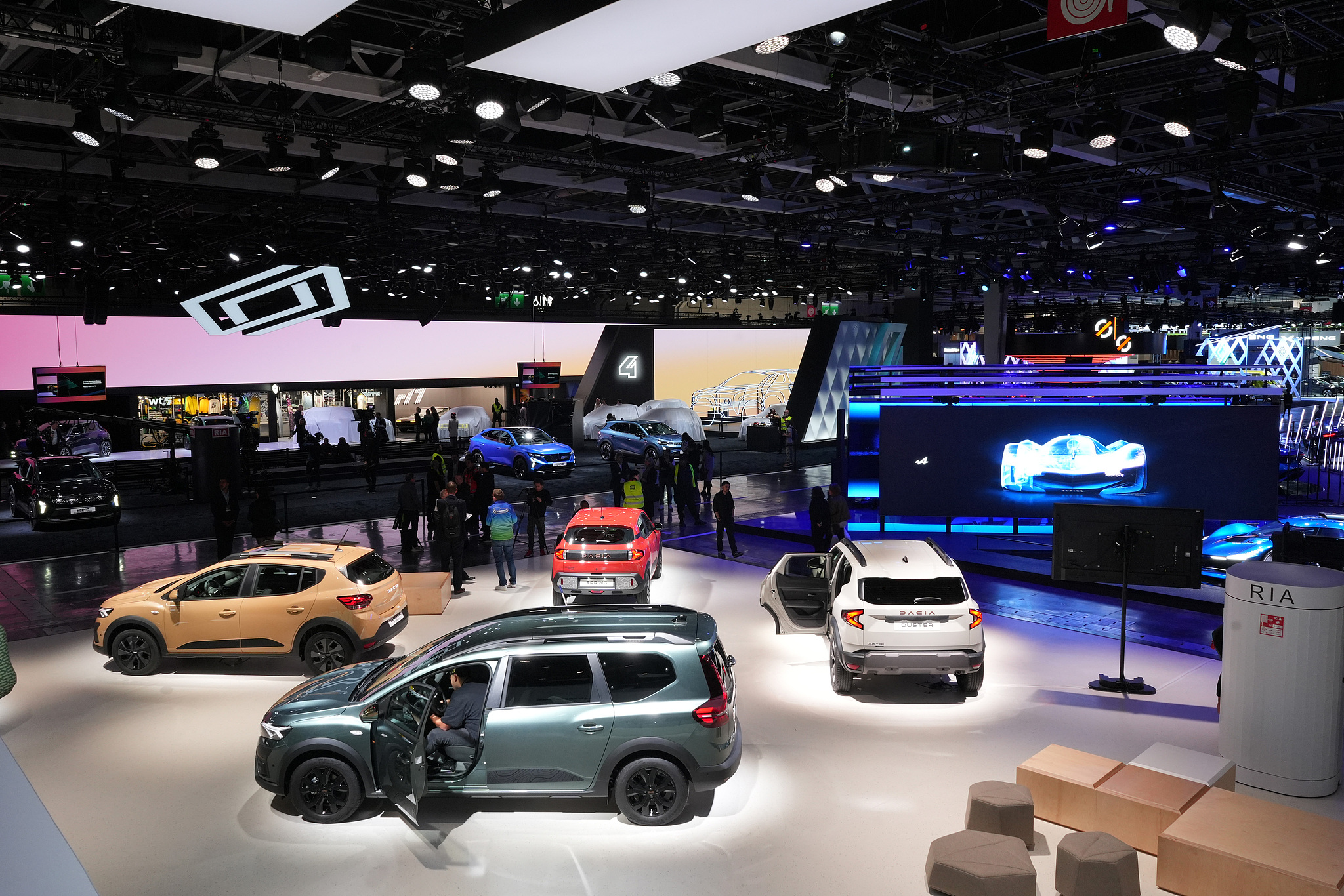 Vehicles on display at the 2024 Paris Auto Show in Paris, France, October 14, 2024. /CFP