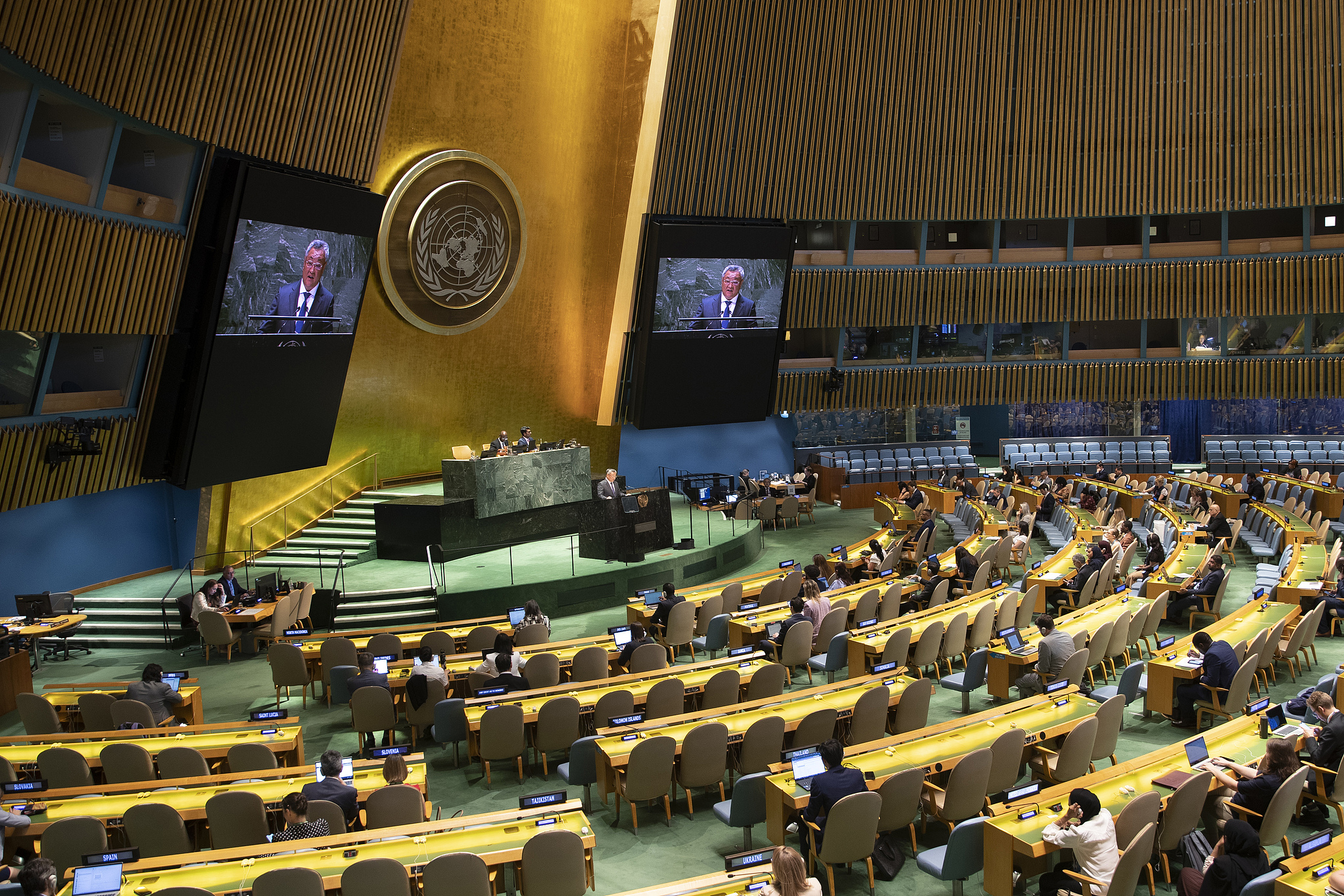 China introduces the draft resolution on enhancing international AI cooperation during the UN General Assembly (UNGA) plenary session at the UN headquarters, New York, U.S., July 1, 2024. /CFP