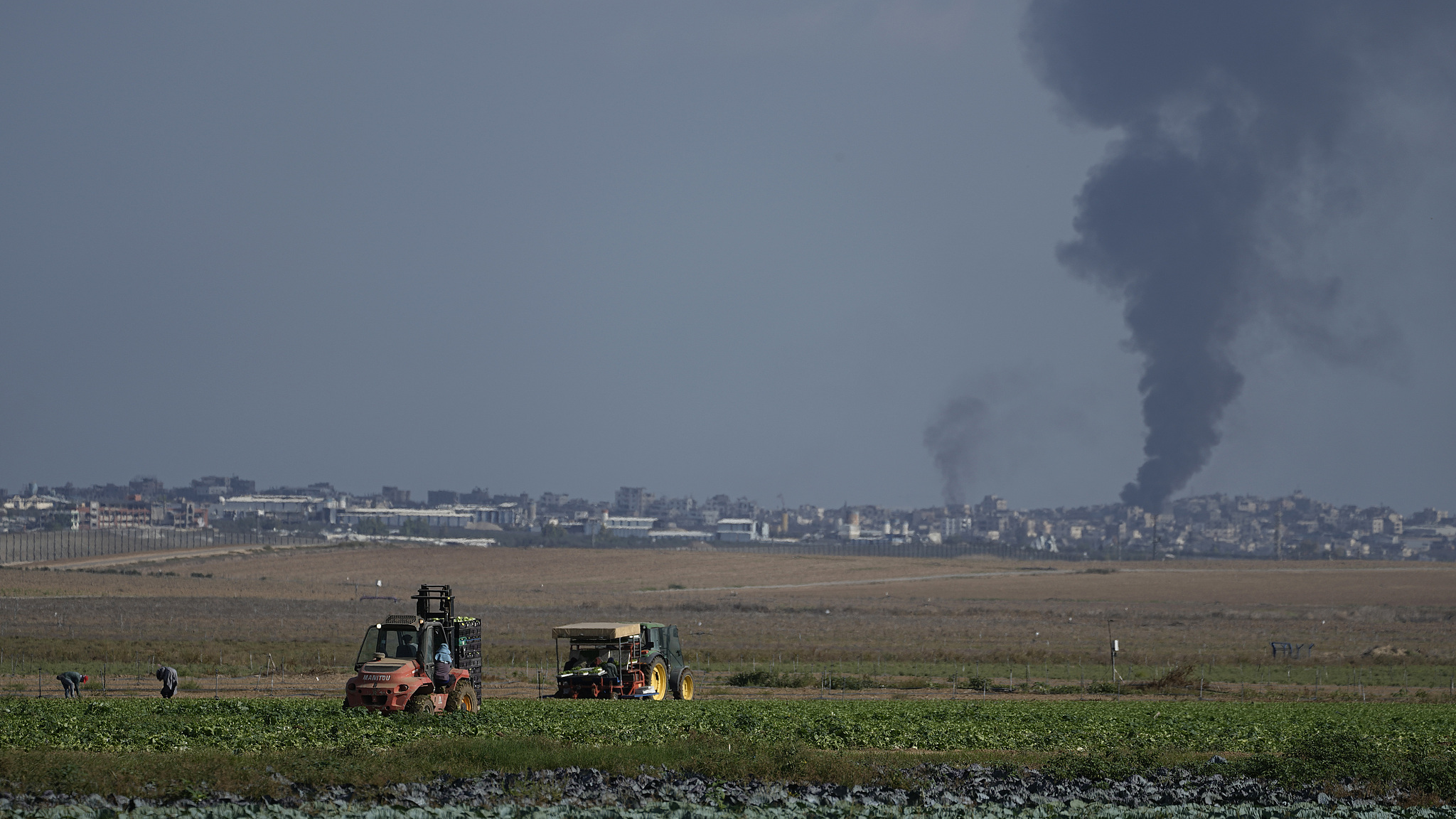 Smoke from Israeli bombardment rises from the Gaza Strip, as seen from southern Israel, October 16, 2024. /CFP