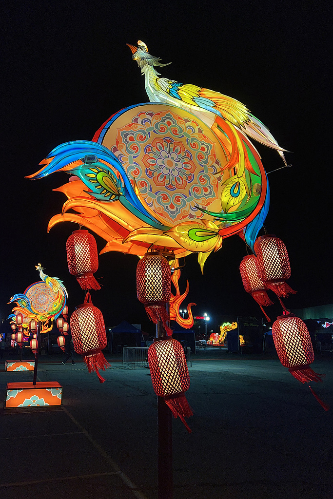 Photo taken on October 17, 2024 shows a lantern installation showcased at the 2024 Los Angeles Lantern Art Expo in the U.S. /CFP