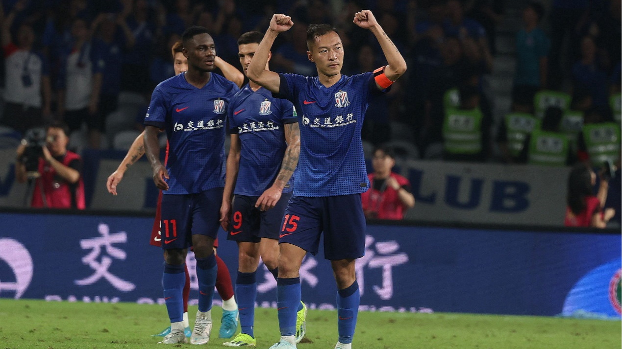 Shanghai Shenhua's Wu Xi (#15) celebrates during their Chinese Super League clash with Hunan FC in Shanghai, China, , October 18, 2024. /CFP