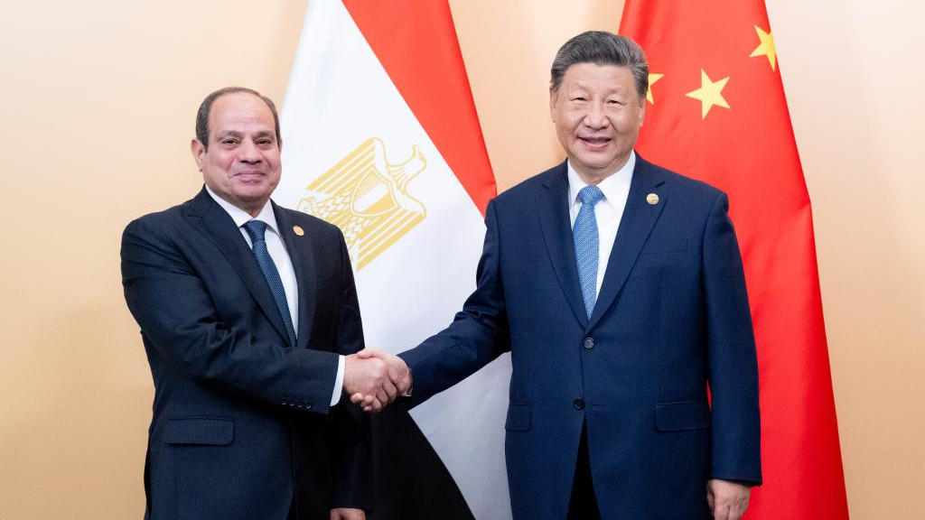 Chinese President Xi Jinping meets with Egyptian President Abdel-Fattah al-Sisi on the sidelines of the 16th BRICS Summit in Kazan, Russia, October 23, 2024. /Xinhua