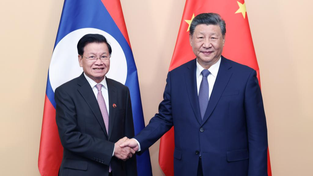 Chinese President Xi Jinping meets with Thongloun Sisoulith, general secretary of the Lao People's Revolutionary Party Central Committee and Lao president, Kazan, Russia, October 22, 2024. /Xinhua